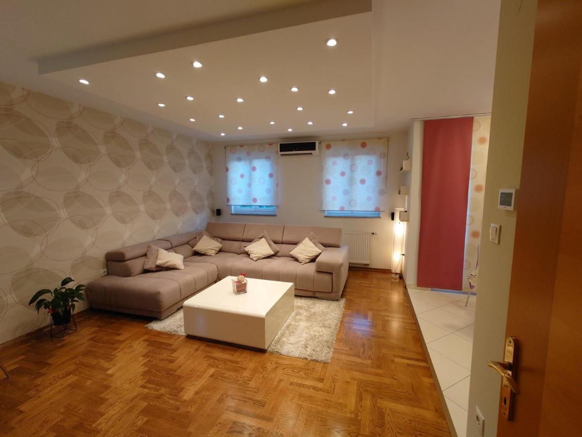 Apartman Mare Nostrum**** Apartment Rijeka Exterior photo