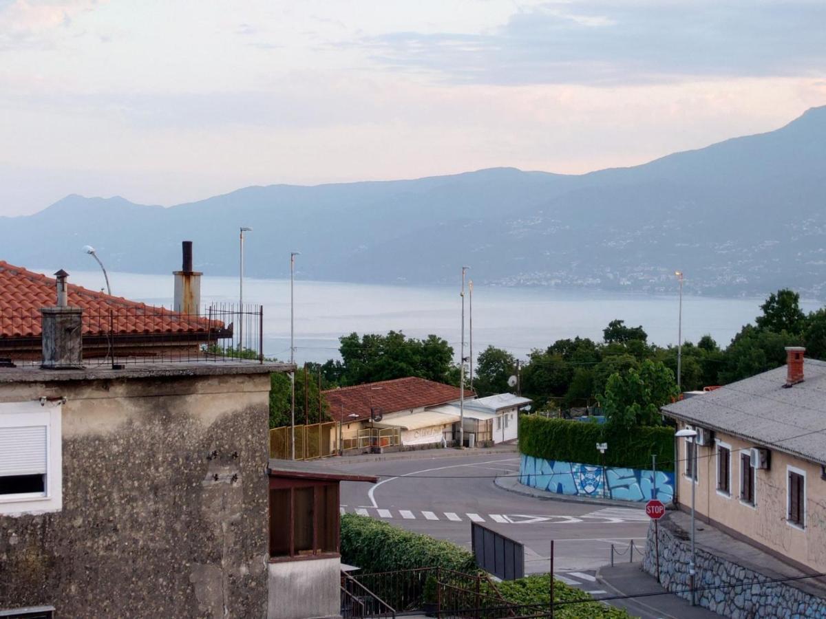 Apartman Mare Nostrum**** Apartment Rijeka Exterior photo