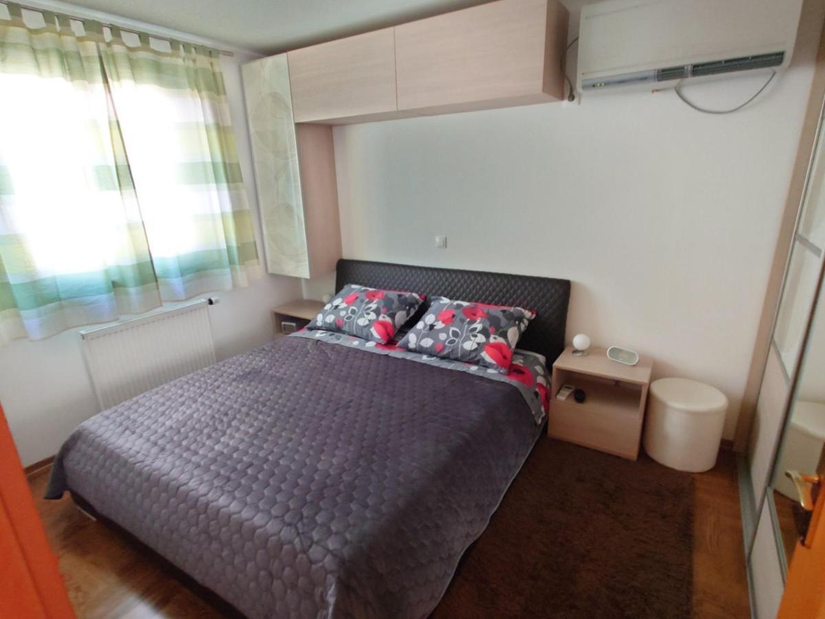 Apartman Mare Nostrum**** Apartment Rijeka Exterior photo