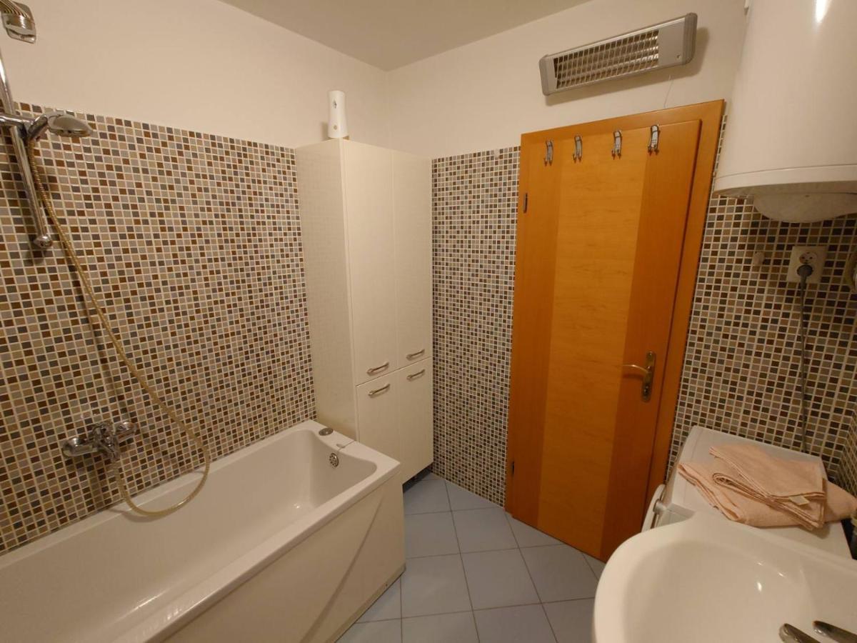 Apartman Mare Nostrum**** Apartment Rijeka Exterior photo