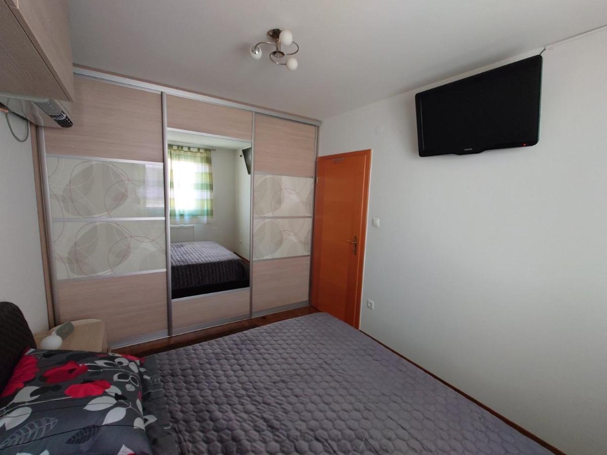 Apartman Mare Nostrum**** Apartment Rijeka Exterior photo